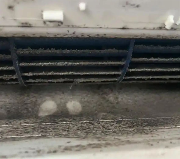 扎兰屯空调吹的风有股烧焦味是怎么回事